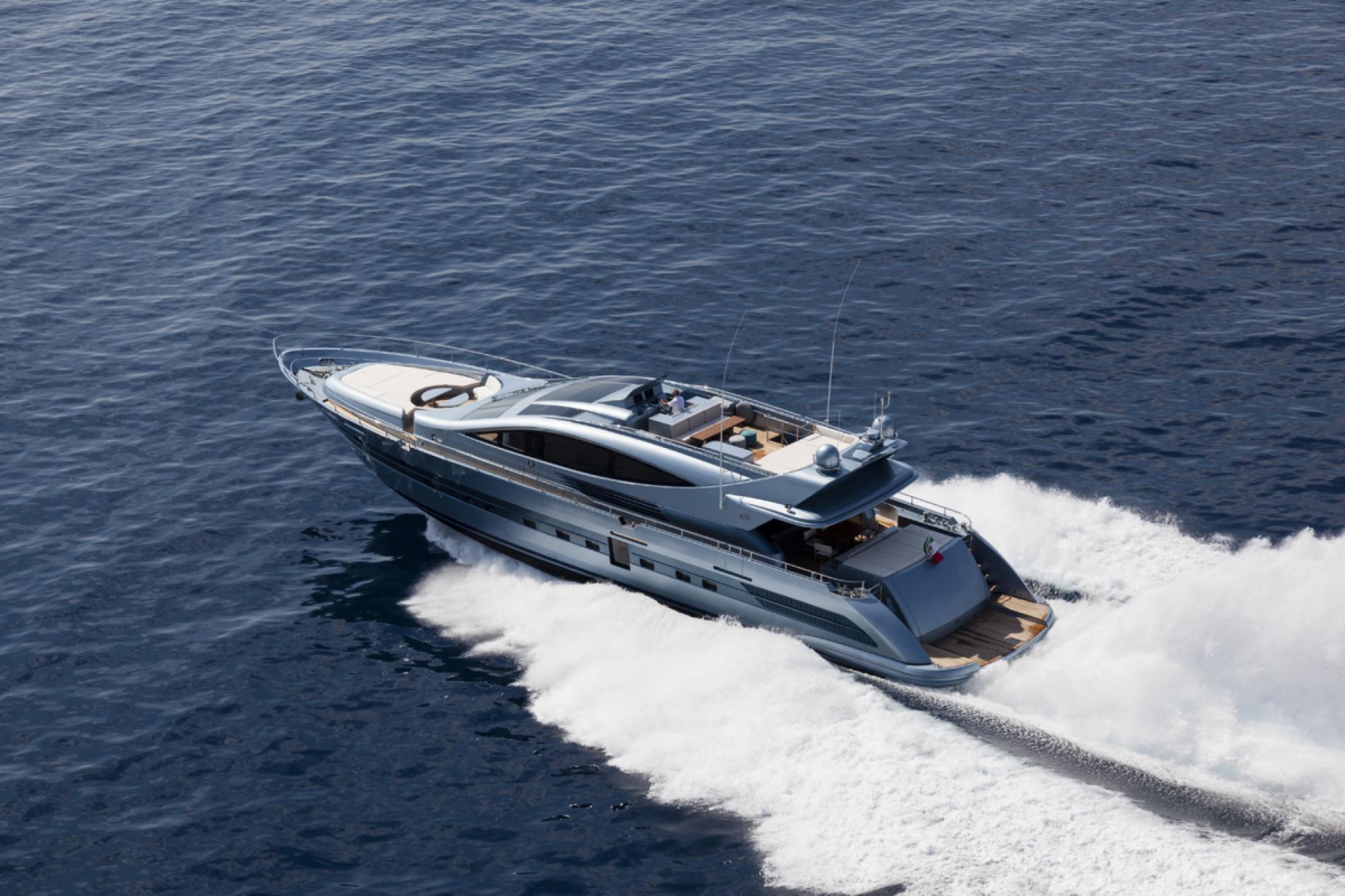 Yate FIFTYFIVE disponible en el Mediterráneo Occidental