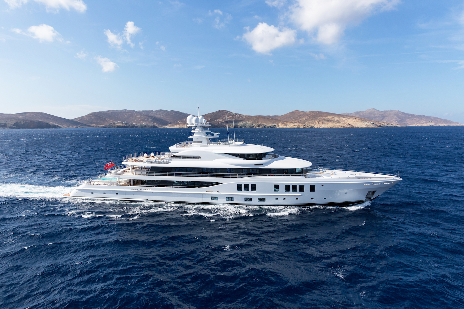 Yate Project Shadow de 74 metros de Amels y Damen