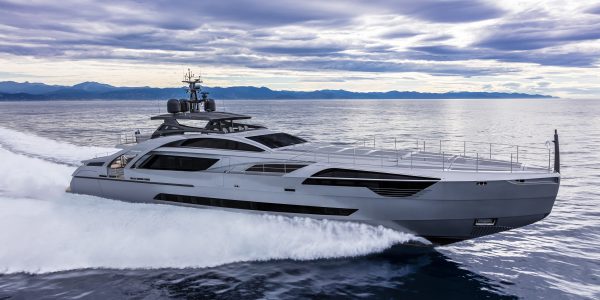 Alquiler de yates en Ibiza. Alquiler de barcos en Ibiza. Alquiler de yates baratos en Ibiza