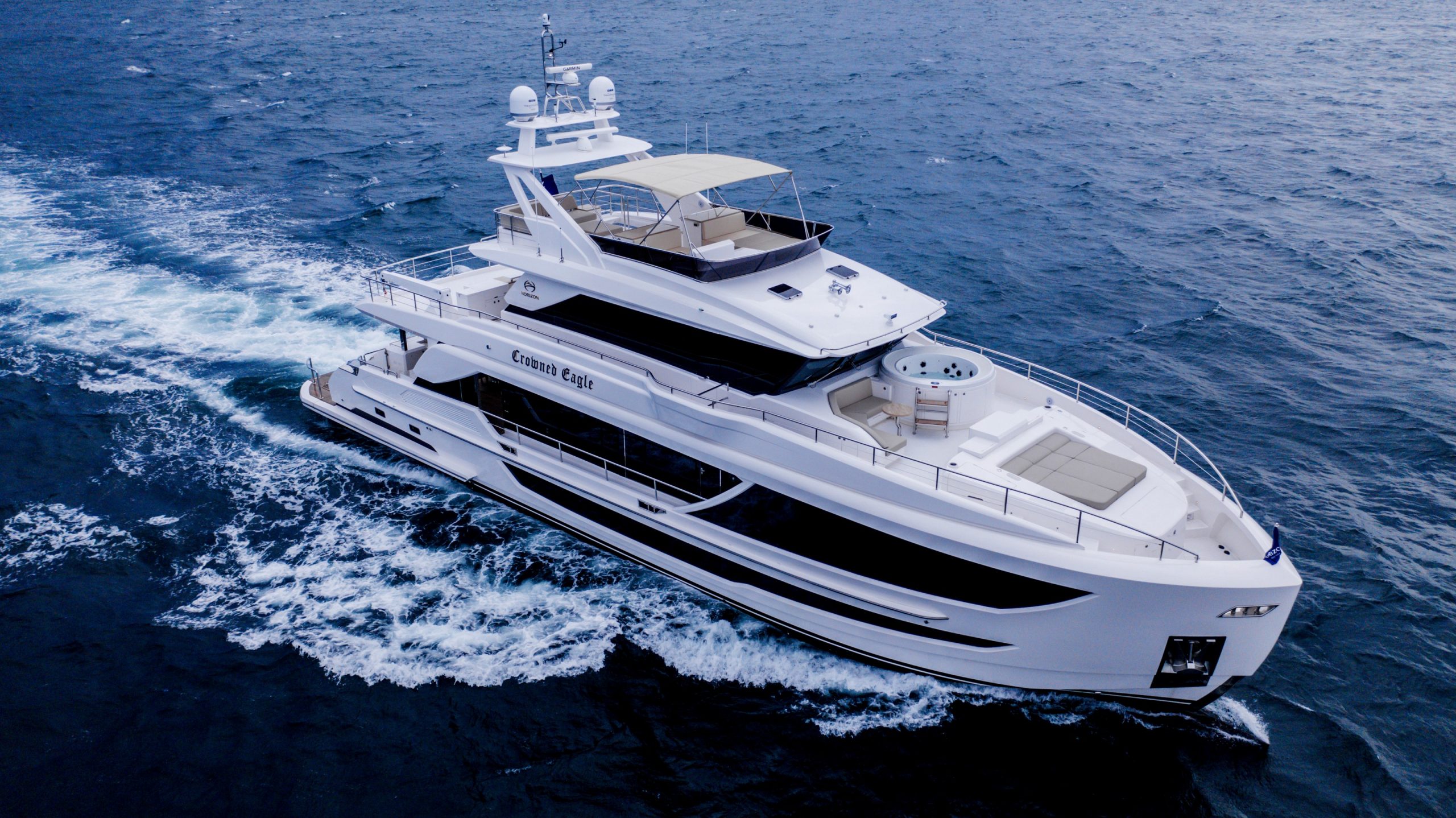 Yate FD92 CROWNED EAGLE de Horizon Yachts
