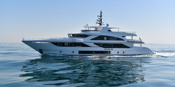 Alquiler de yates en Ibiza