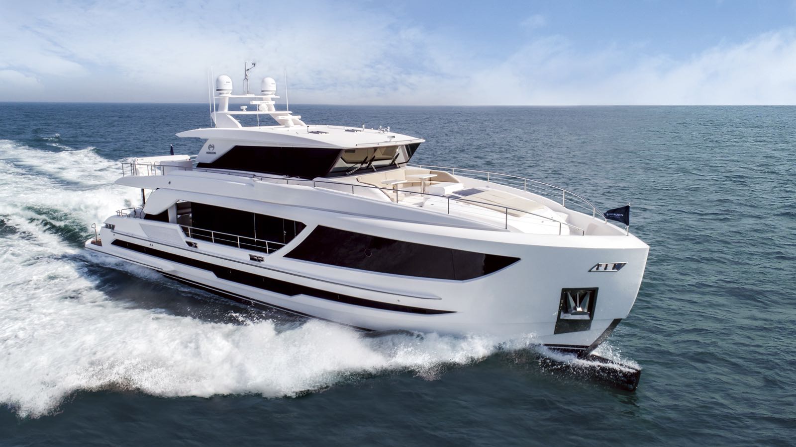 Nuevo yate de lujo TYEE de 27,45 metros de eslora botado en 2021