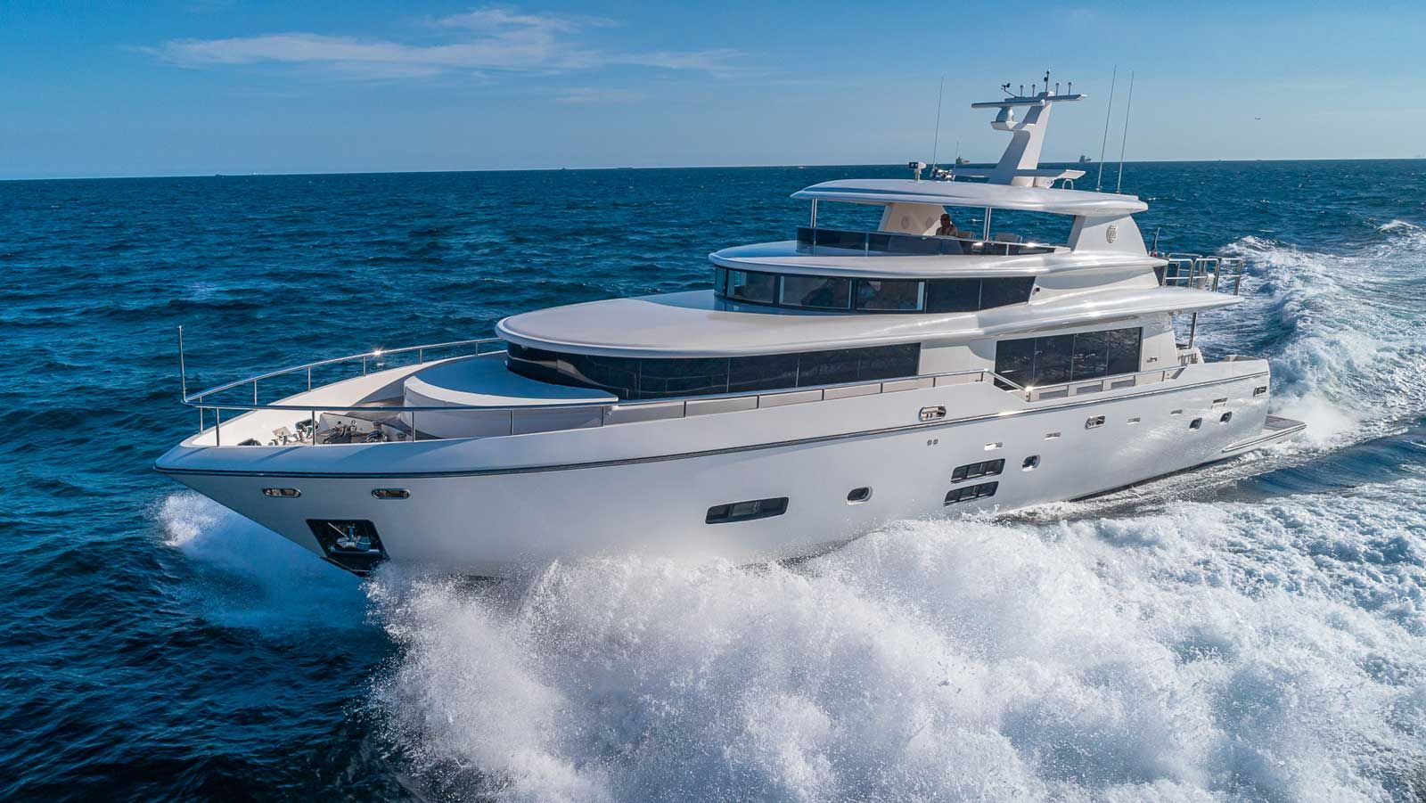 En venta el yate Johnson Life for de 28,58 metros de eslora